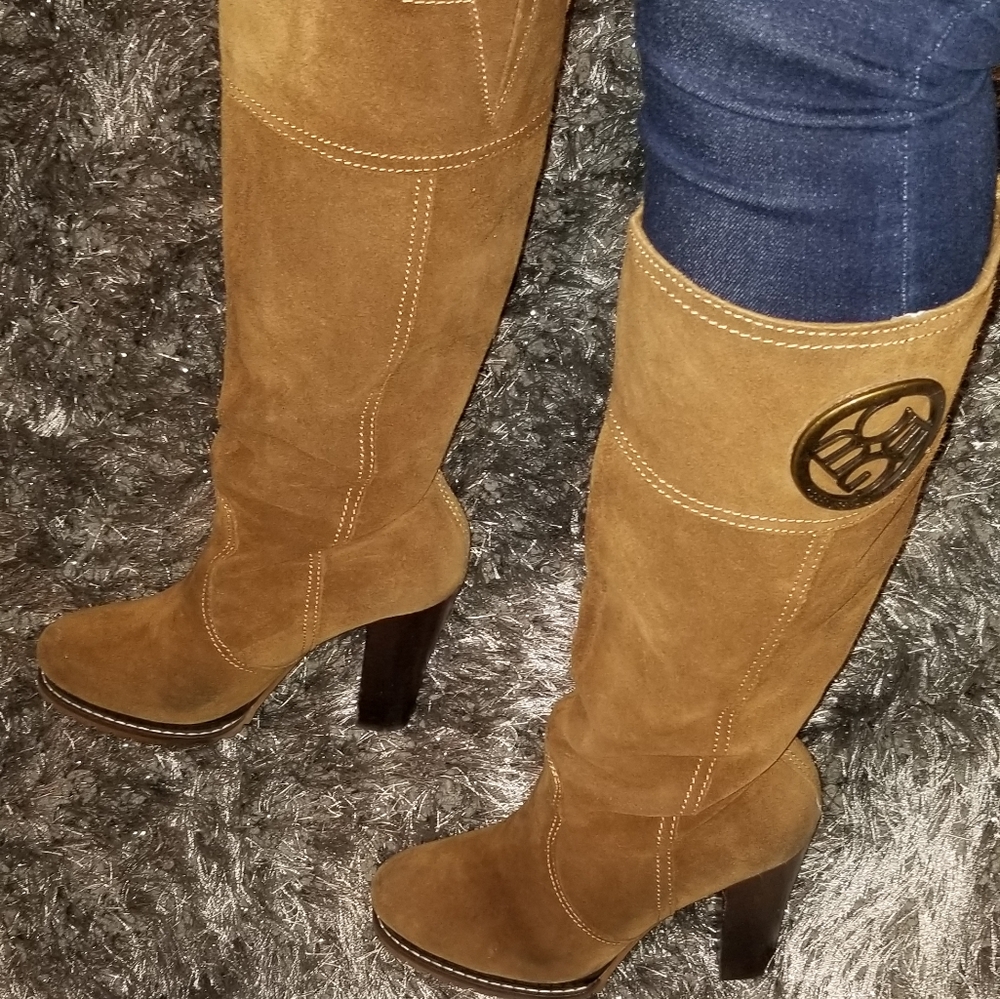 Vintage Construction Inspired Suede BCBG GEN Boots